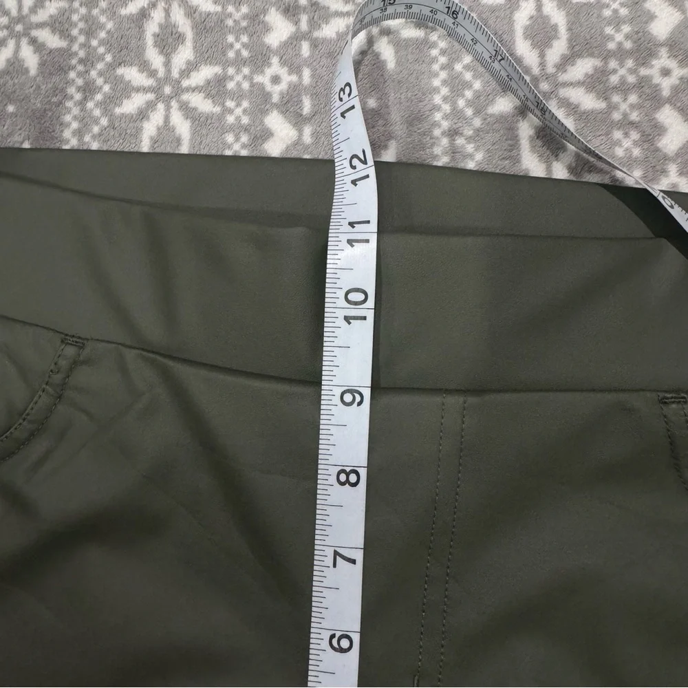 NWT Torrid Full‎ Length Signature Waist Faux Leather Legging Green Size 1X 14/16